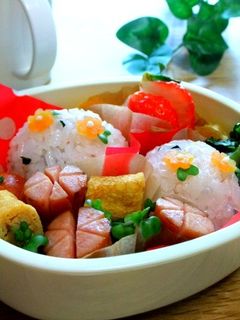まんまるお花のおにぎり-レシピのメイン写真