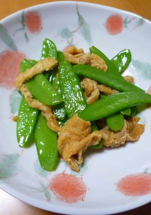 絹さやと薄揚げのバター炒め-レシピのメイン写真