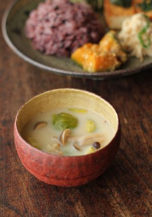 芽キャベツの白味噌ミルクスープ-レシピのメイン写真