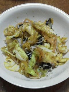 春キャベツと新たまねぎのサラダ-レシピのメイン写真