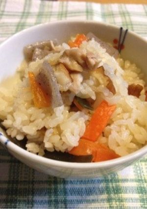ちょちょいと出来る炊き込みご飯(^ ^)-レシピのメイン写真