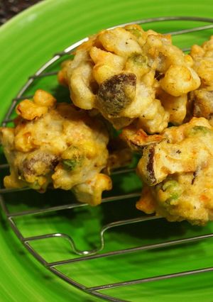 ビールに蛸焼き風味な野菜と海老の食感揚げ-レシピのメイン写真