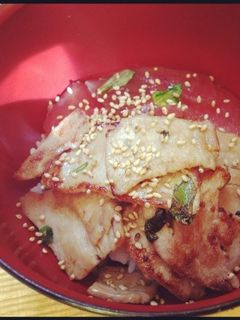 ちょっと変わった!マグロの二色丼-レシピのメイン写真