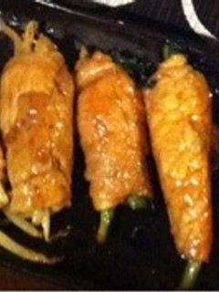 余った春菊、豆苗、もやしの豚肉巻き-レシピのメイン写真