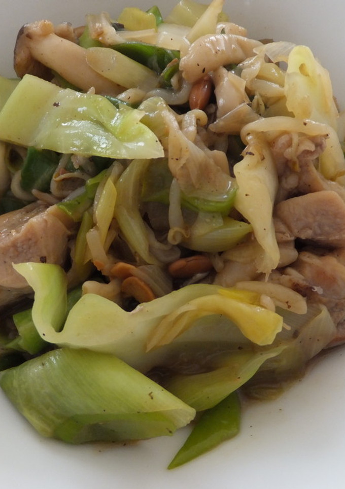 お家でも簡単にタイ料理！タイ風野菜炒め-レシピのメイン写真