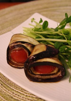 お弁当に　なすとプチトマトのアンチョビ巻-レシピのメイン写真