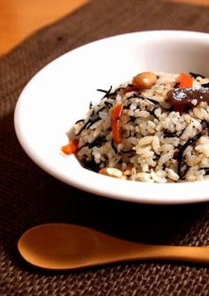 余ったひじきで和風チャーハン-レシピのメイン写真
