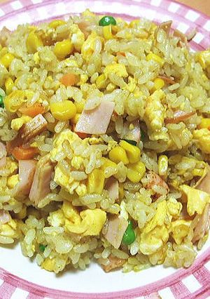 カレー粉で作るカレーピラフ-レシピのメイン写真