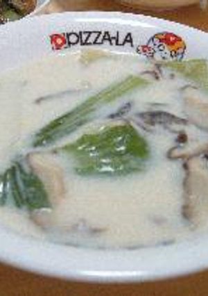 青梗菜と干ししいたけのミルクスープ○-レシピのメイン写真