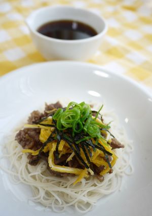 レモン風味の麺つゆでサッパリガッツリ素麺-レシピのメイン写真