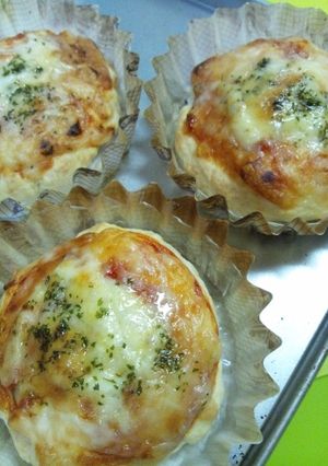 HM☆トースターで簡単＊ミニ惣菜パン-レシピのメイン写真