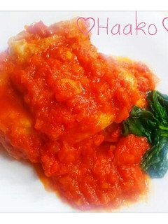 鳥肉のトマト煮込み*ほうれん草のお花添え-レシピのメイン写真