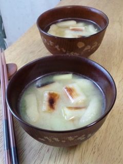 焼きネギと油揚げの味噌汁-レシピのメイン写真