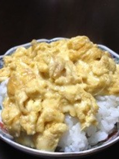 【手抜き】卵チーズ丼-レシピのメイン写真
