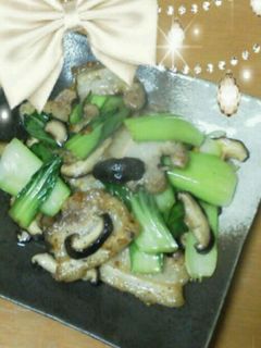青梗菜と豚バラ肉のニンニクバター醤油炒め-レシピのメイン写真