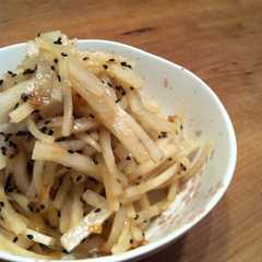 รูปของ ★超簡単★大根のあっさり梅味サラダ★