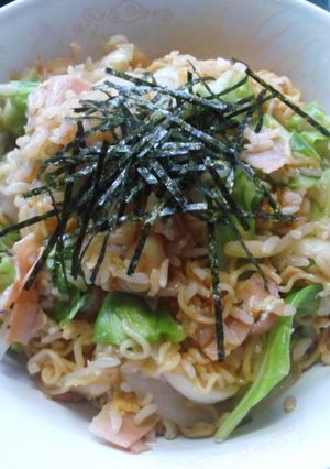 インスタントで焼きラーメン風-レシピのメイン写真