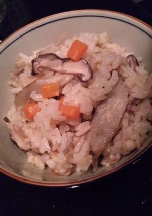 鶏ごぼうの炊き込みご飯-レシピのメイン写真
