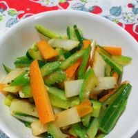 基本からアレンジまで！思わずつくりたくなる「セロリ にんじん 浅漬け