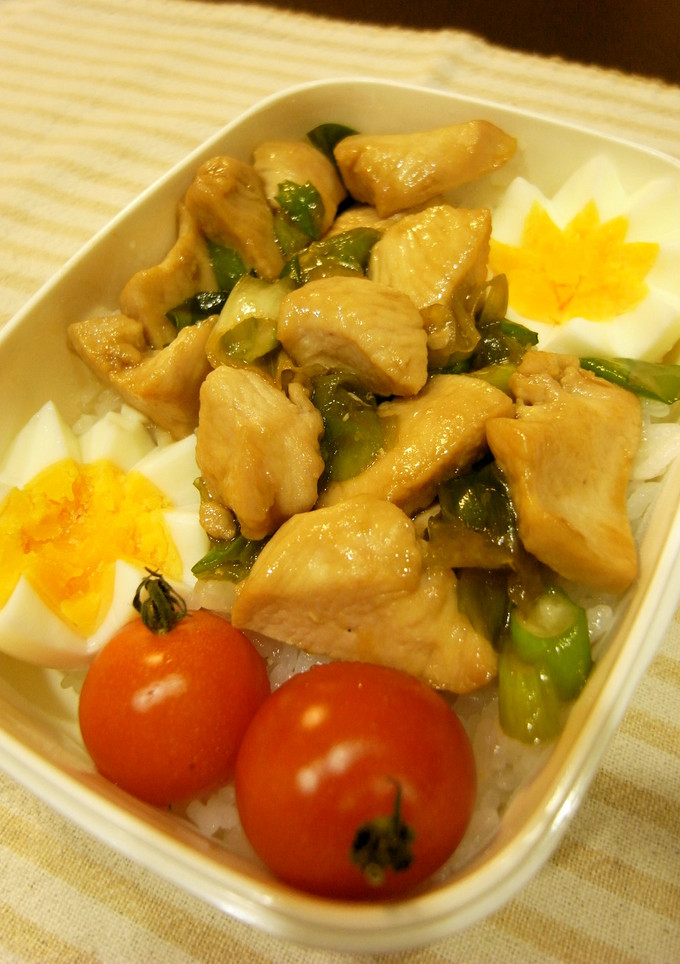 手抜きでもおいしい☆簡単やきとり丼弁当☆-レシピのメイン写真