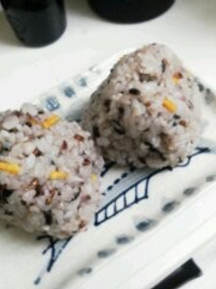 お茶づけ味の、おむすび-レシピのメイン写真