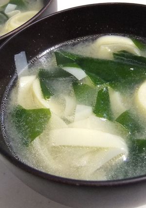 春の味、筍の若竹味噌汁~塩麹入り~-レシピのメイン写真