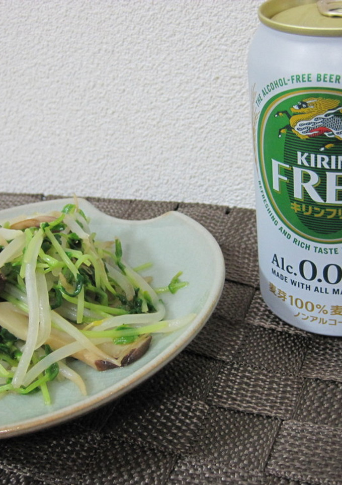 豆苗ときのこの炒め物-レシピのメイン写真