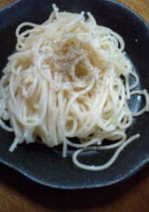 付け合わせにガーリックパスタ-レシピのメイン写真