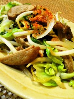 ✿ラーメンの具にも♬玉きゃべ焼き豚炒め✿-レシピのメイン写真