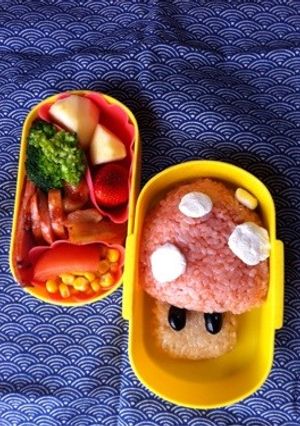 学童のお弁当~マリオのキノコ~-レシピのメイン写真