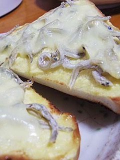 チーズじゃこトースト-レシピのメイン写真
