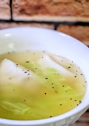 チルドや冷凍で簡単に！餃子スープ♪-レシピのメイン写真