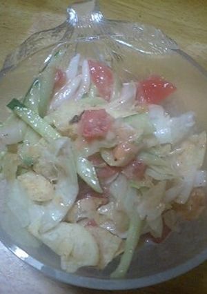 カレーのお供に〜生野菜とポテチ-レシピのメイン写真