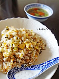 からし高菜とアミの塩辛でチャーハン-レシピのメイン写真