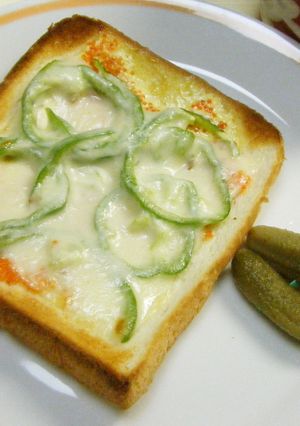 とびっことチーズのトースト-レシピのメイン写真