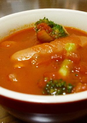 パリッと朝食ウインナーでトマトスープ-レシピのメイン写真