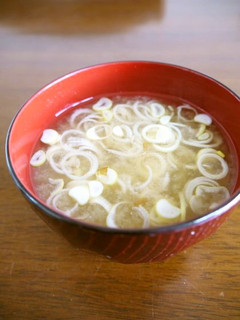 お椀で簡単!梅かつおの味噌汁♪-レシピのメイン写真