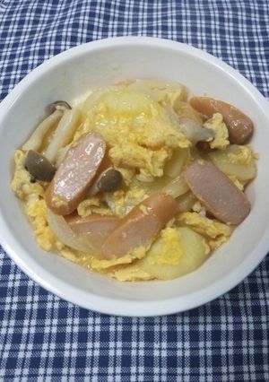 朝食に！ ソーセージとポテトの卵とじ-レシピのメイン写真