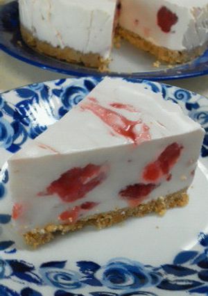 ストロベリー★レアチーズケーキ-レシピのメイン写真
