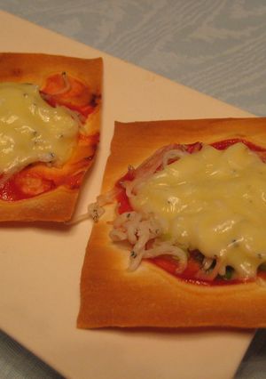 ワンタンの皮でひと口ピザ-レシピのメイン写真