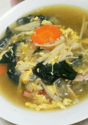 栄養たっぷり♪ふわふわ卵の野菜スープ-レシピのメイン写真