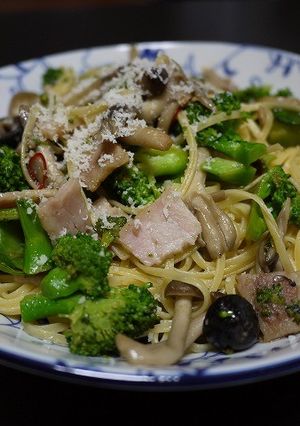 ブロッコリーとしめじとベーコンのパスタ-レシピのメイン写真
