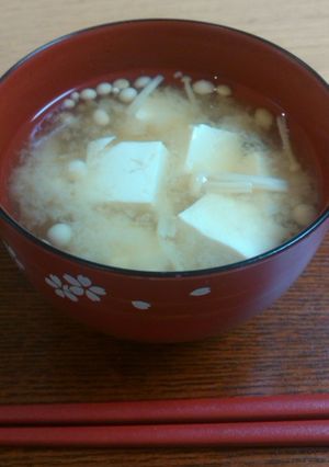 栄養士ママ☆えのき茸と豆腐の味噌汁-レシピのメイン写真