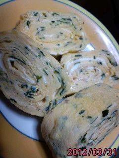 混ぜ込みわかめで☆美味しい卵焼き♪-レシピのメイン写真