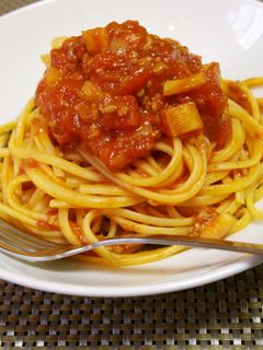 ランチに ごぼうのミートソースパスタ-レシピのメイン写真