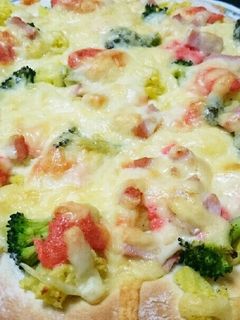 ふっくらおいしいピザ-レシピのメイン写真