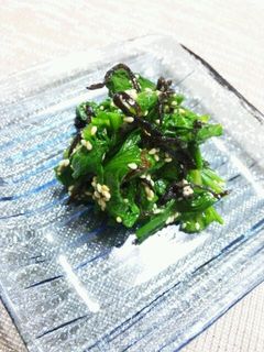 *菊菜(春菊)と塩昆布のナムル風*-レシピのメイン写真
