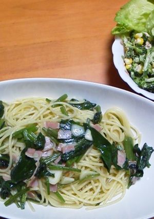 ほうれん草とベーコンのペペロンチーノ-レシピのメイン写真