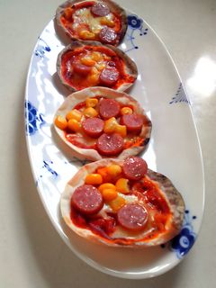 超簡単☆餃子の皮ピザ☆-レシピのメイン写真