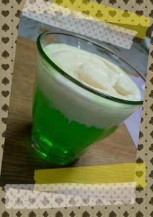 クリームソーダ-レシピのメイン写真